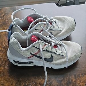 Nike Kids Cream and Black Sneakers